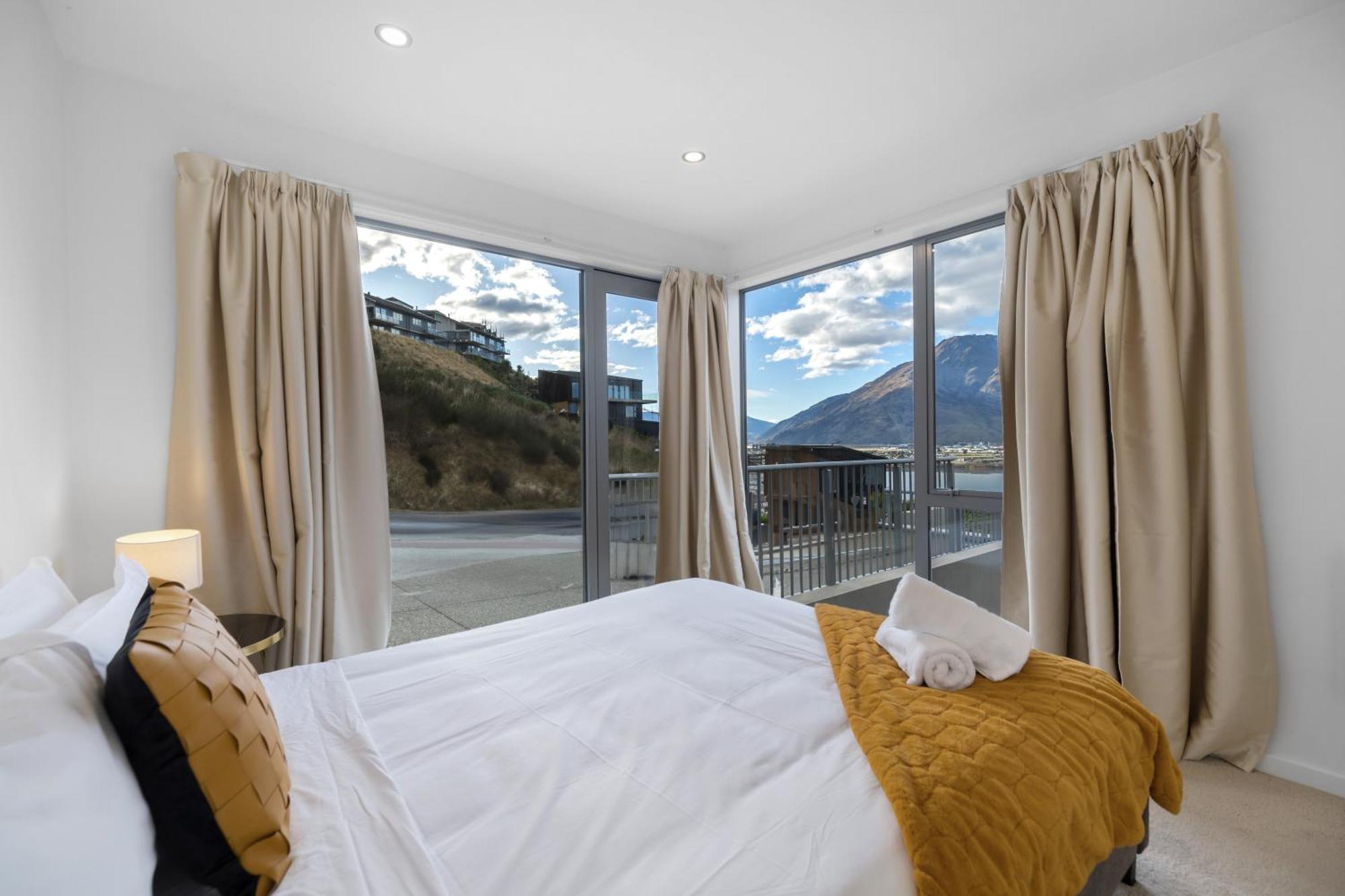 Luxury Away - Summit View Villa Queenstown Bagian luar foto